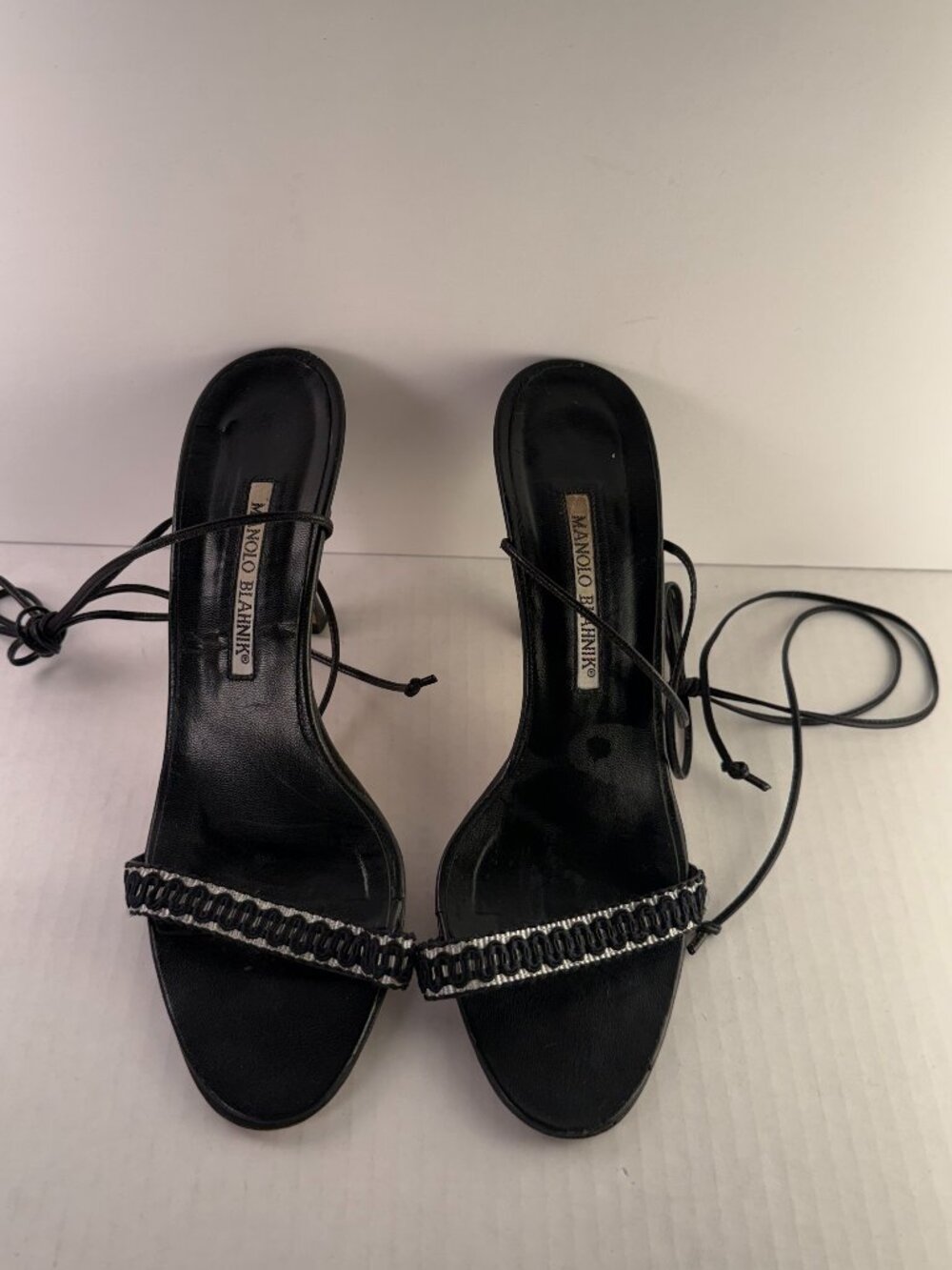 MANOLO BLAHNIK BLACK LEATHER TIE-UP SANDALS